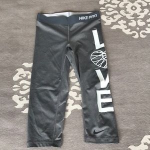 Soul cycle Nike Pro Capri leggings